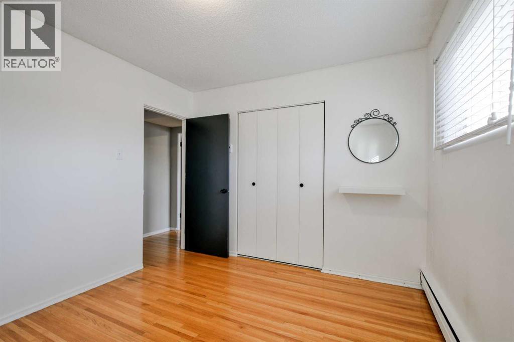 2705 38 Street Sw Property Photo 13