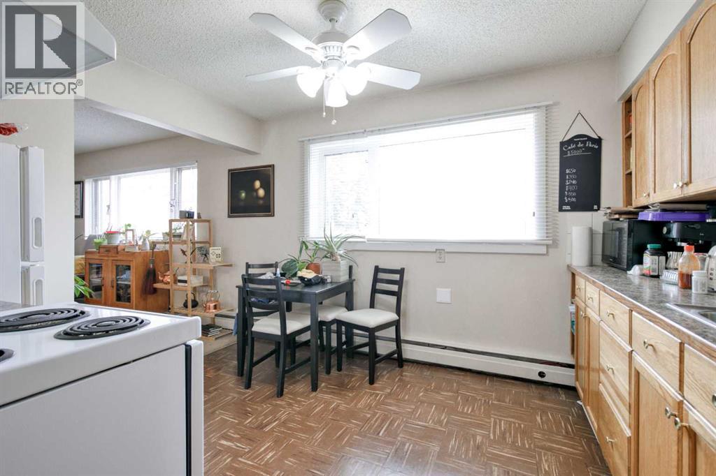 2705 38 Street Sw Property Photo 16