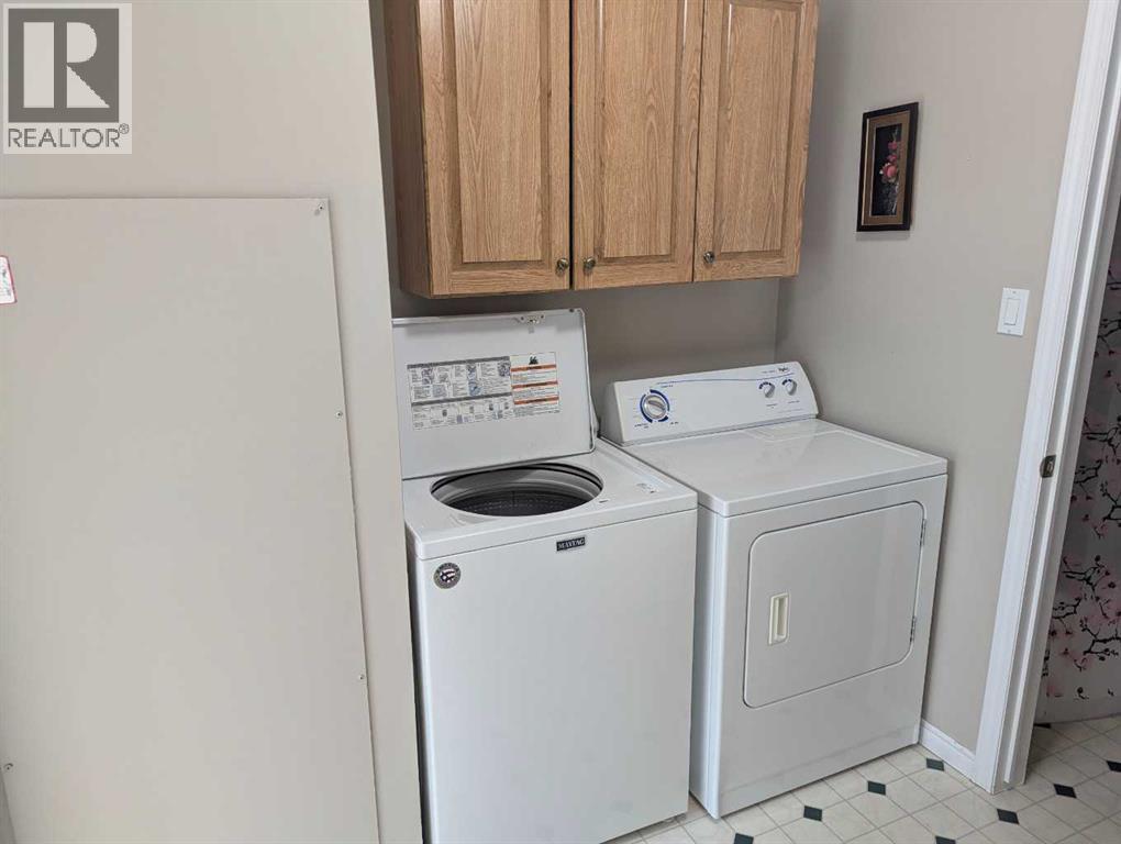 4926 59 Street Property Photo 17
