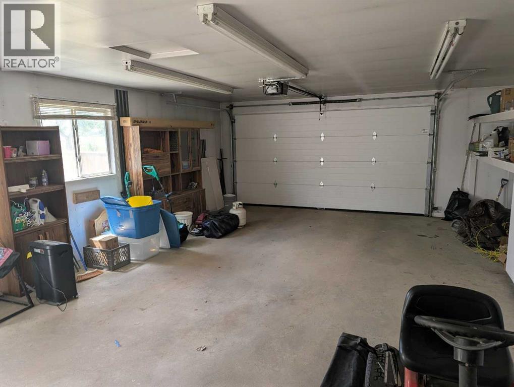 4926 59 Street Property Photo 19