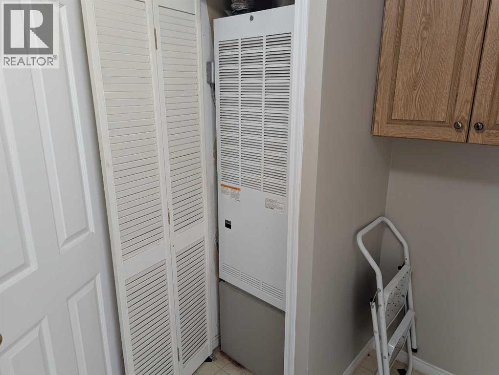 4926 59 Street Property Photo 22
