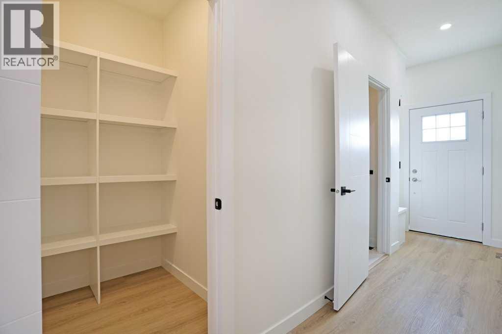 412a Meadowbrook Drive E Property Photo 15