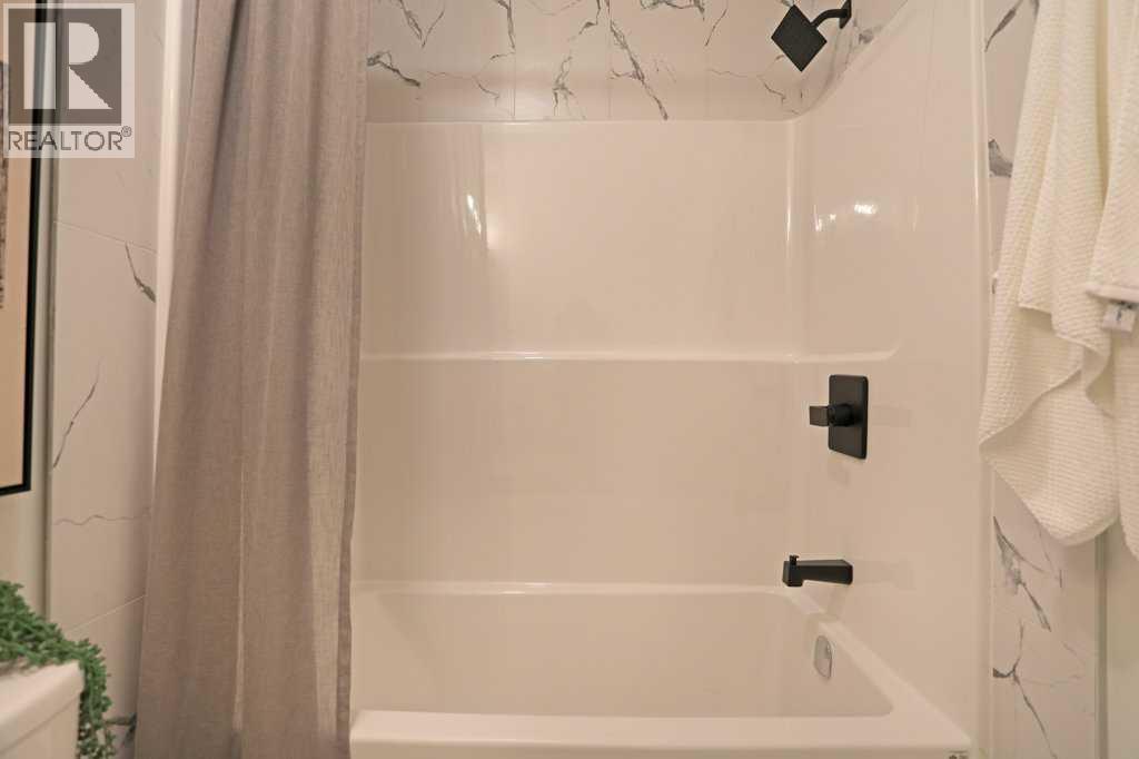 412a Meadowbrook Drive E Property Photo 45
