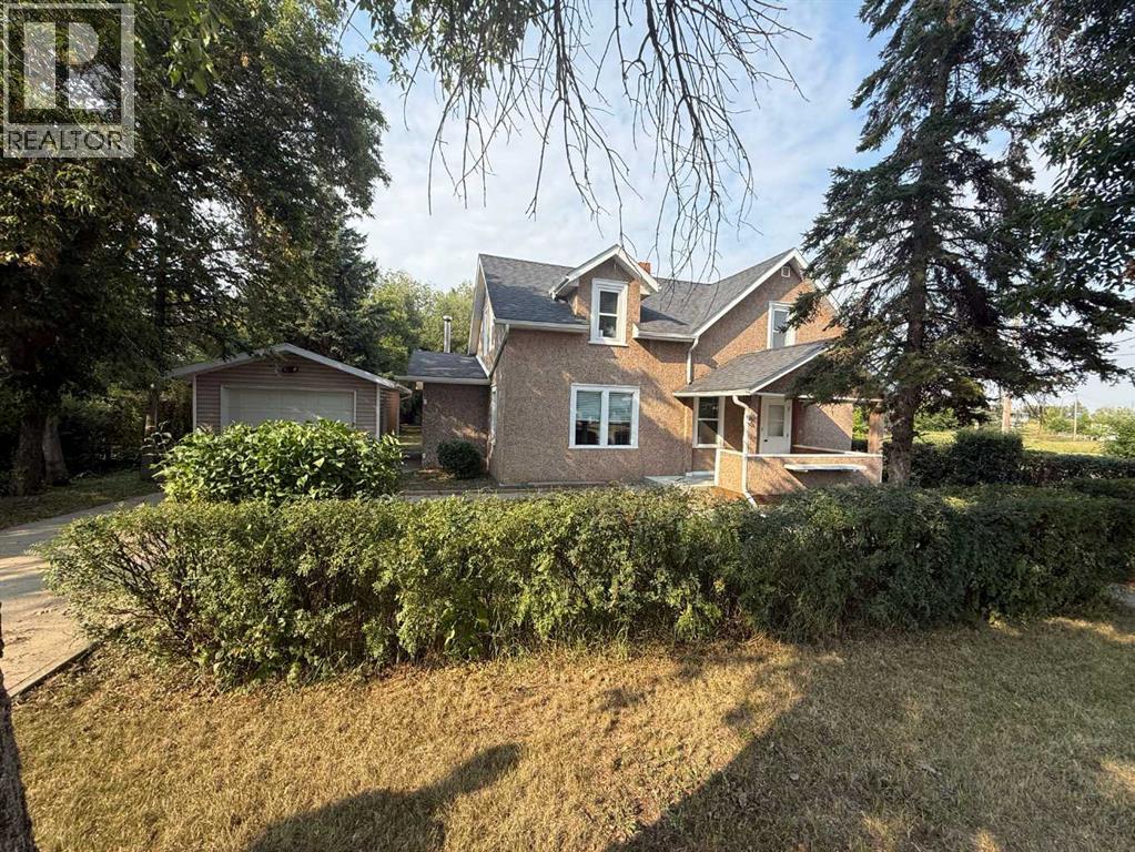 138 Trochu Avenue Property Photo 1