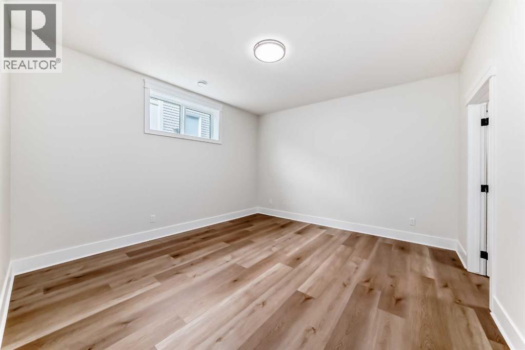 31 Williams Avenue Property Photo 40