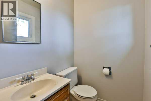 414 12 Avenue N Property Photo 23
