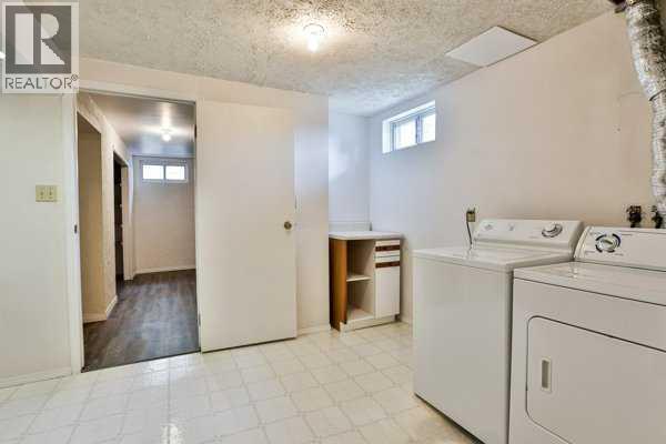 414 12 Avenue N Property Photo 28