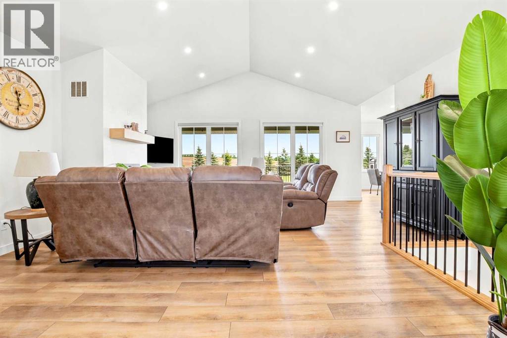 #38 431003 Range Road 260 Property Photo 13