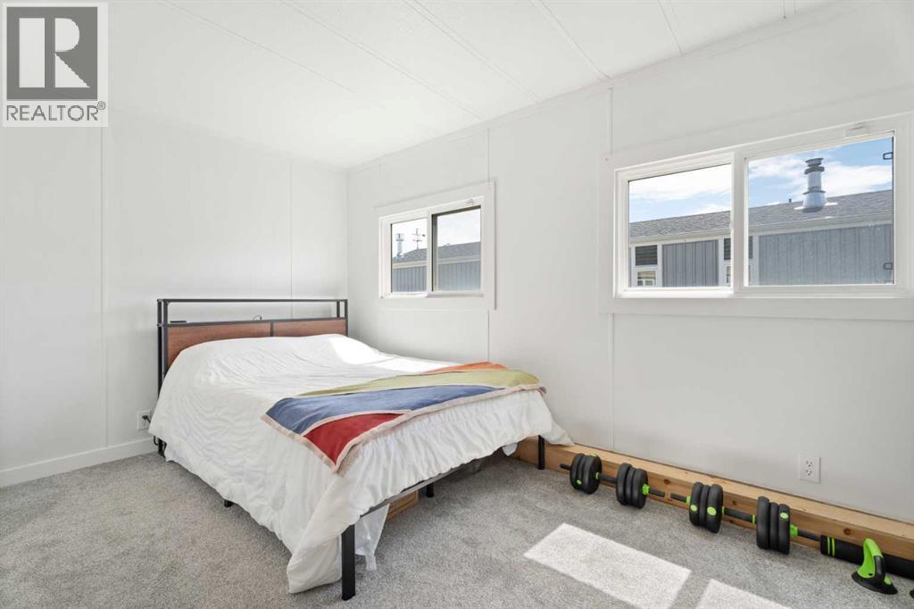 6220 17 Avenue Southeast Property Photo 11