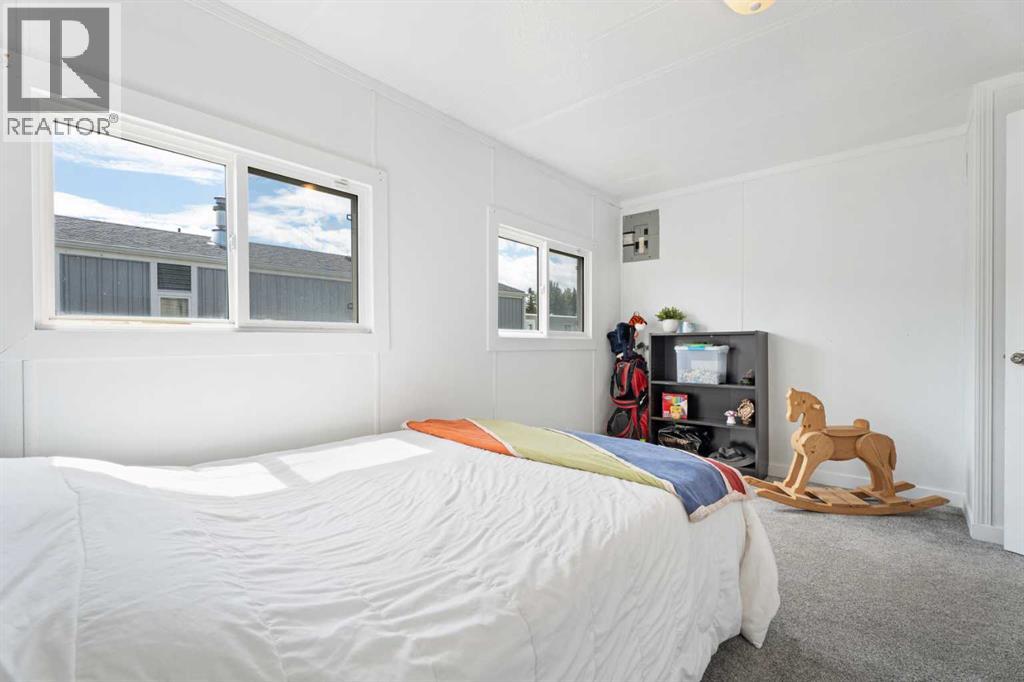 6220 17 Avenue Southeast Property Photo 12