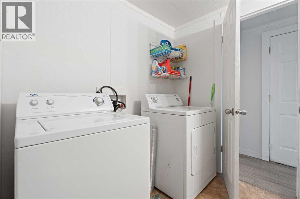 6220 17 Avenue Southeast Property Photo 15