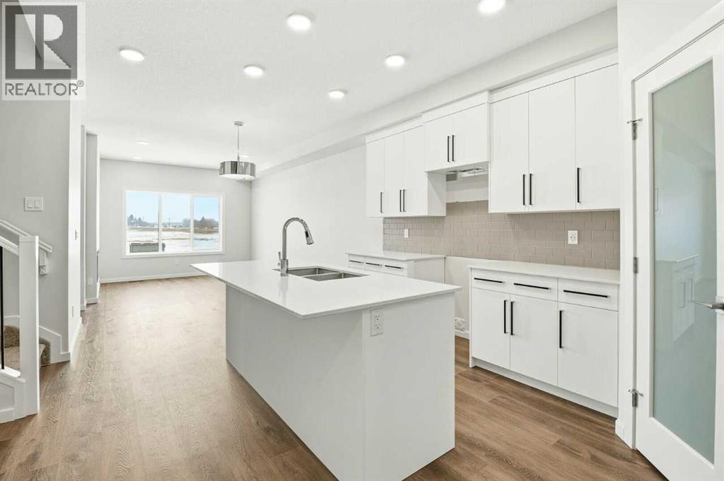 159 Lincoln Crescent Property Photo 3