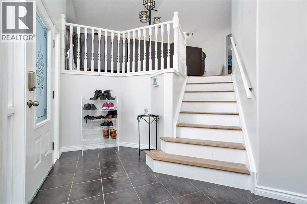 9 Archibald Crescent Property Photo 3
