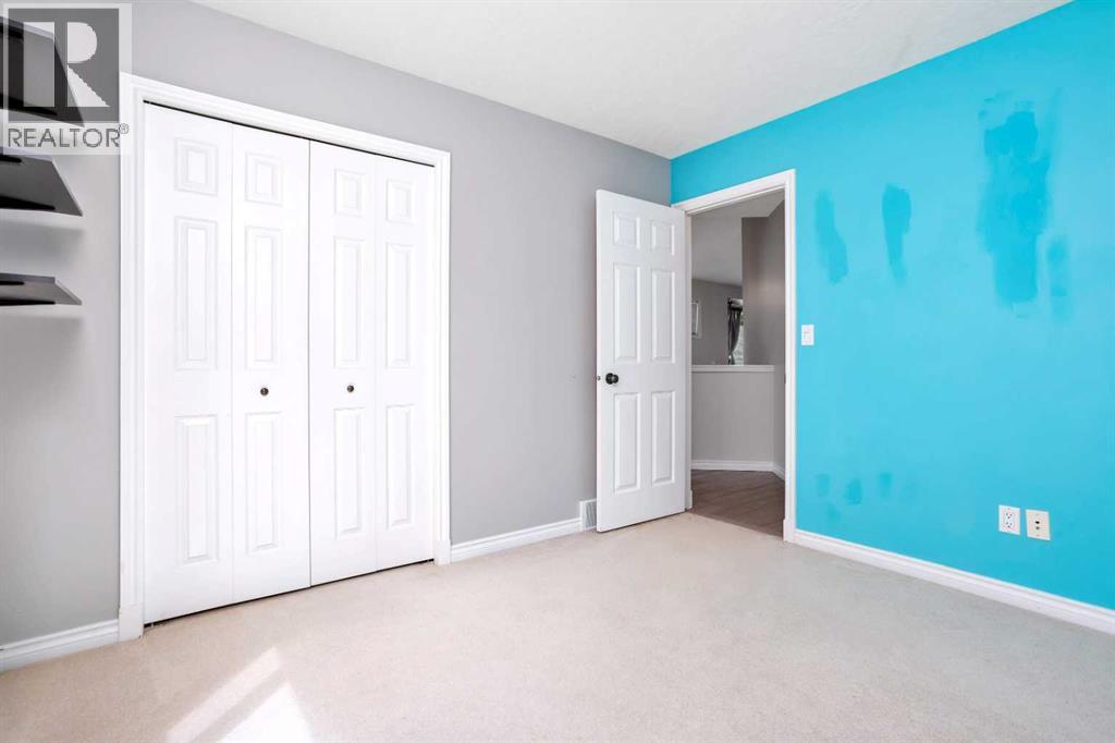 9 Archibald Crescent Property Photo 16