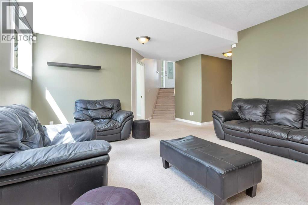 9 Archibald Crescent Property Photo 21
