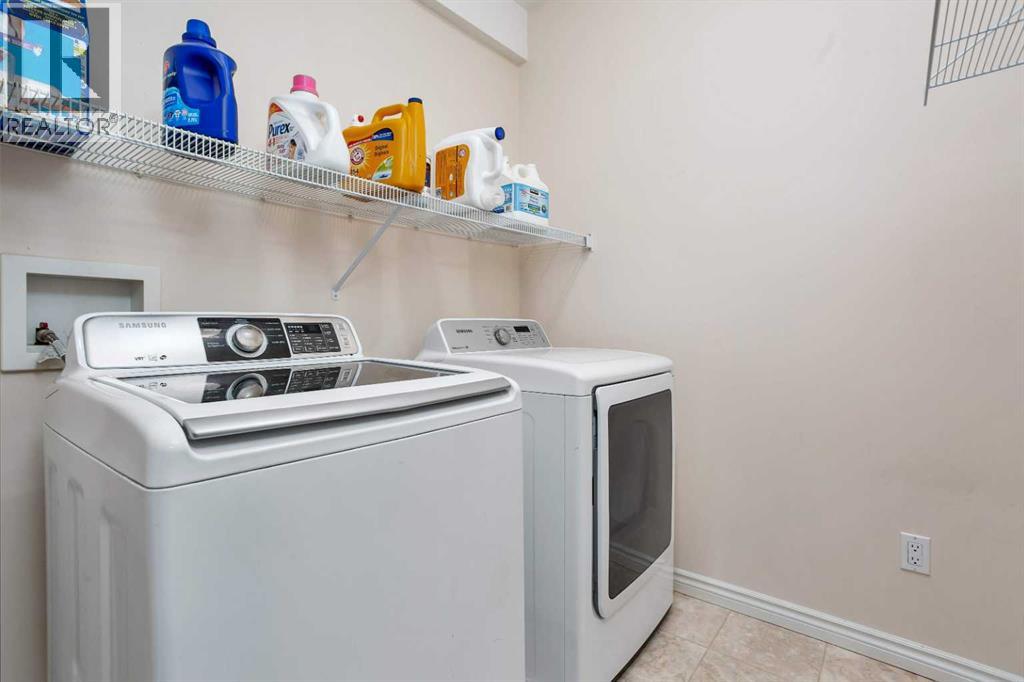 9 Archibald Crescent Property Photo 24