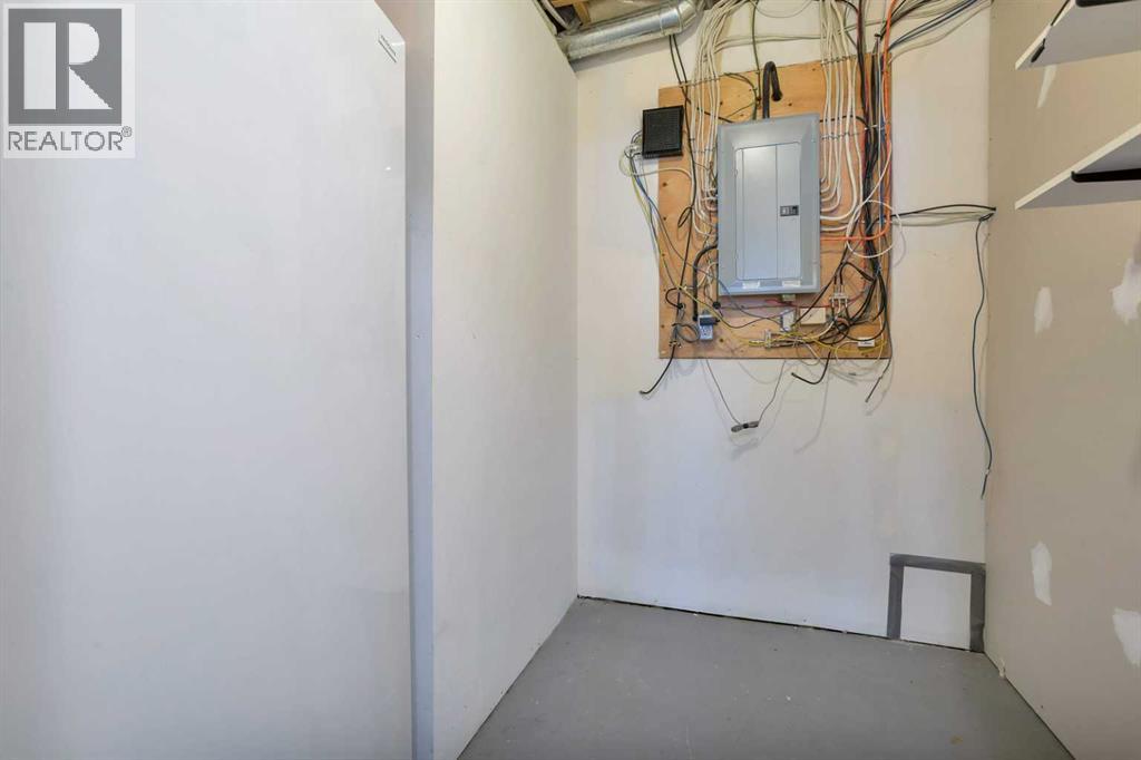 9 Archibald Crescent Property Photo 26
