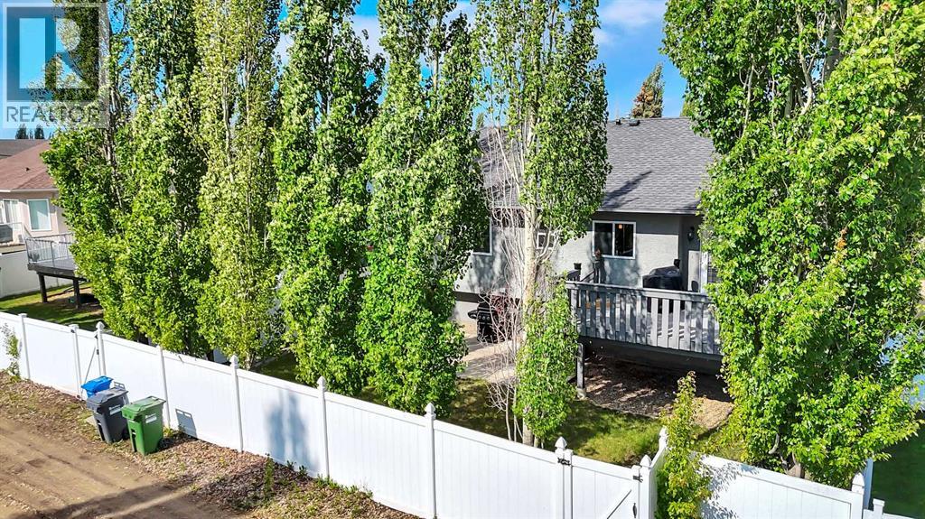 9 Archibald Crescent Property Photo 33