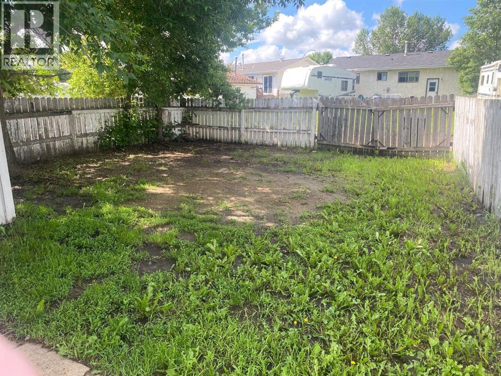 6321-b Enevold Drive Property Photo 4