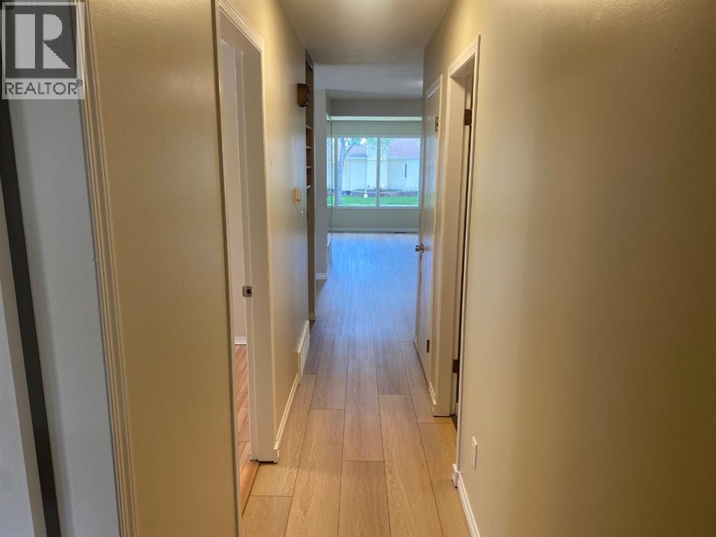 6321-b Enevold Drive Property Photo 15