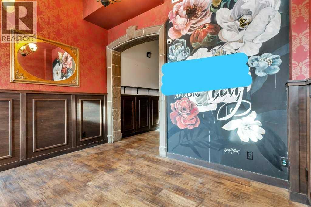 5114 48 Street Property Photo 10