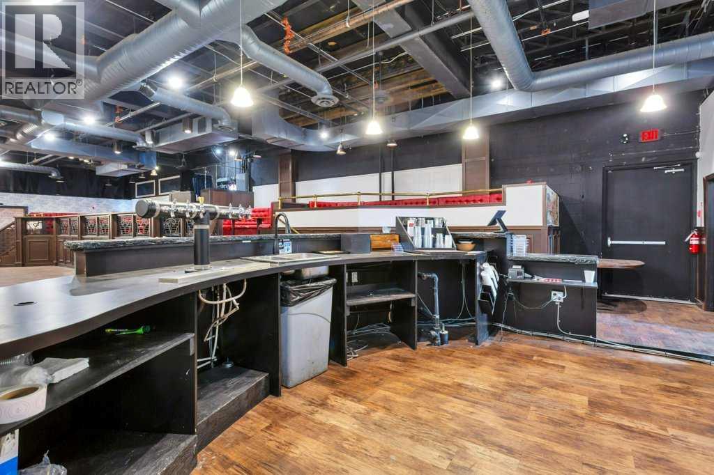 5114 48 Street Property Photo 16