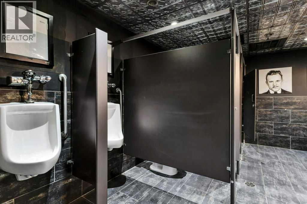 5114 48 Street Property Photo 38