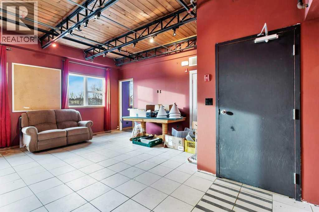 5114 48 Street Property Photo 43