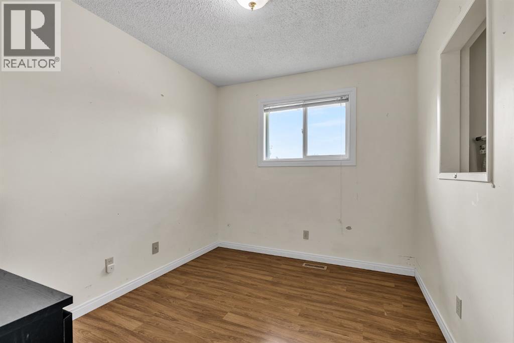 502 Maplewood Drive Property Photo 20