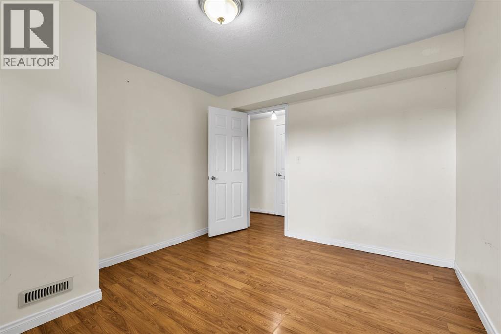 502 Maplewood Drive Property Photo 31