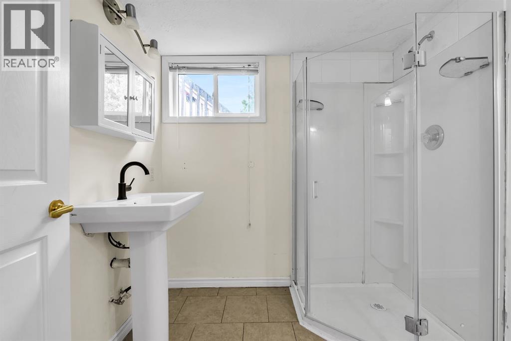 502 Maplewood Drive Property Photo 32