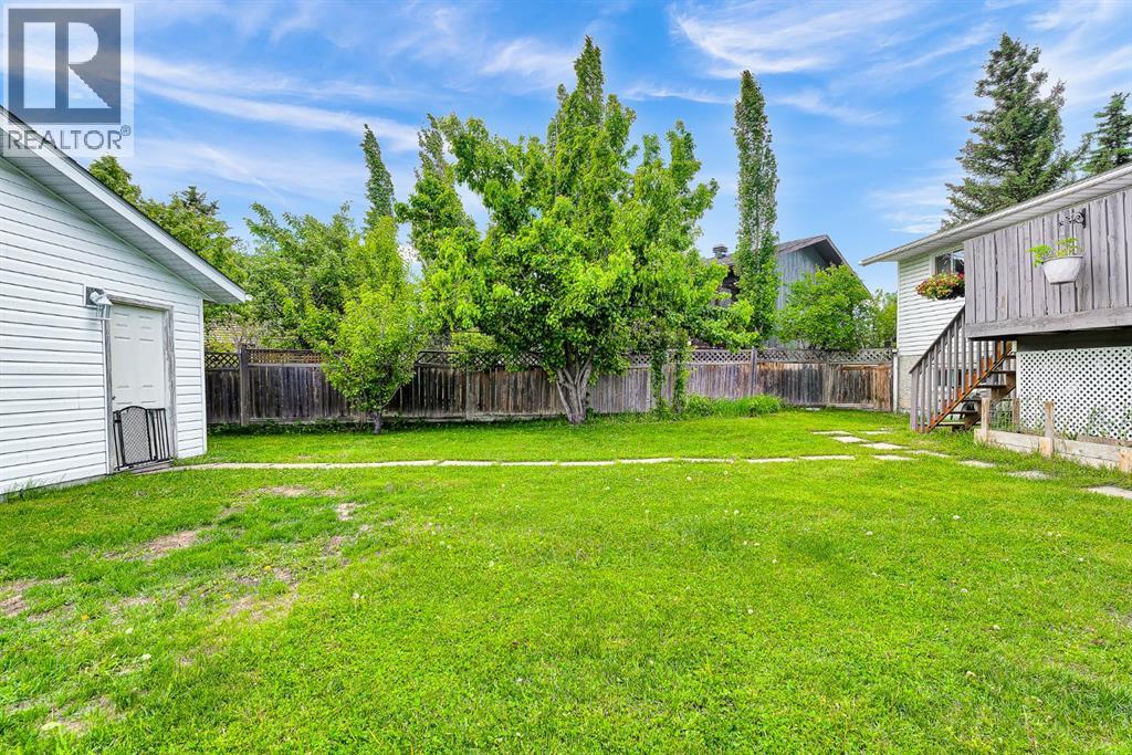 502 Maplewood Drive Property Photo 39