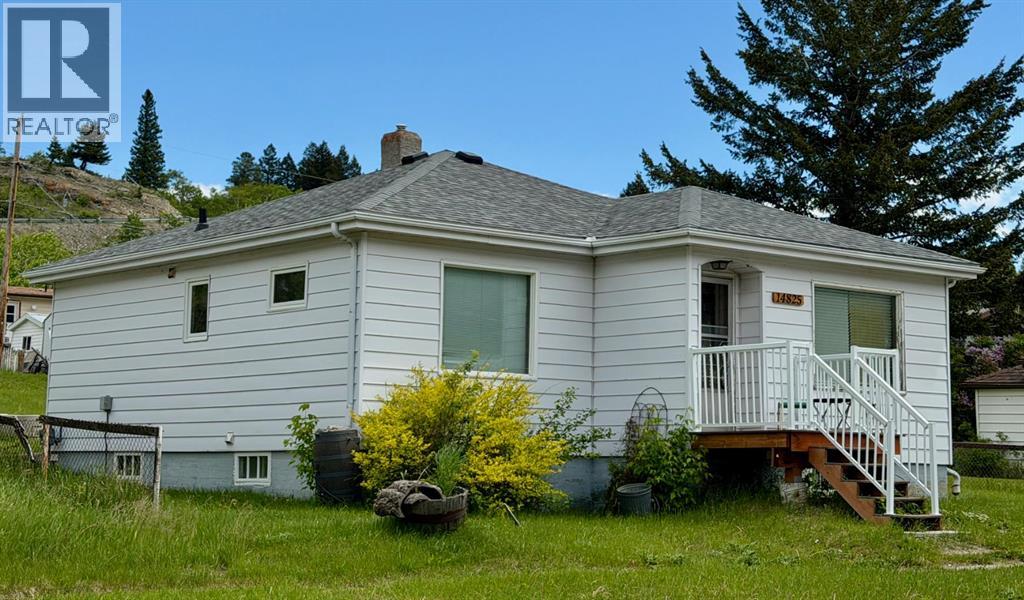 14825 21 Avenue S Property Photo 1
