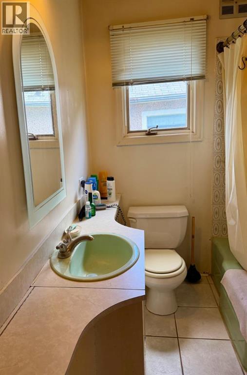 14825 21 Avenue S Property Photo 8