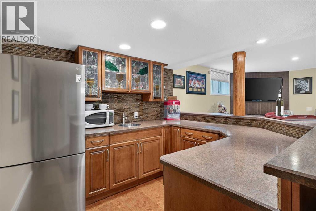 762 Stonehaven Drive Property Photo 36