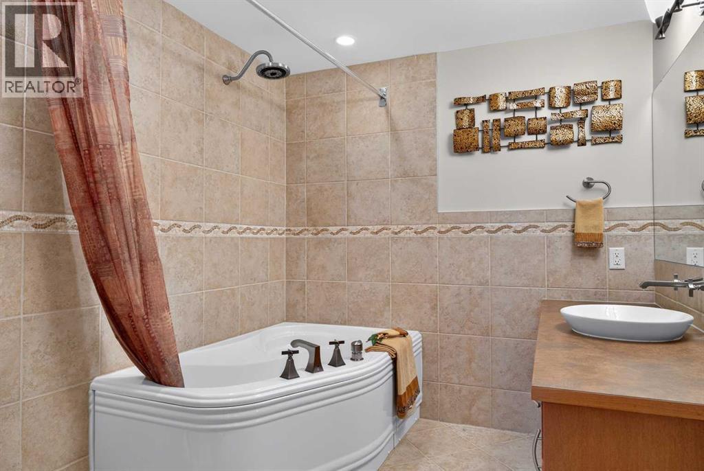 762 Stonehaven Drive Property Photo 39