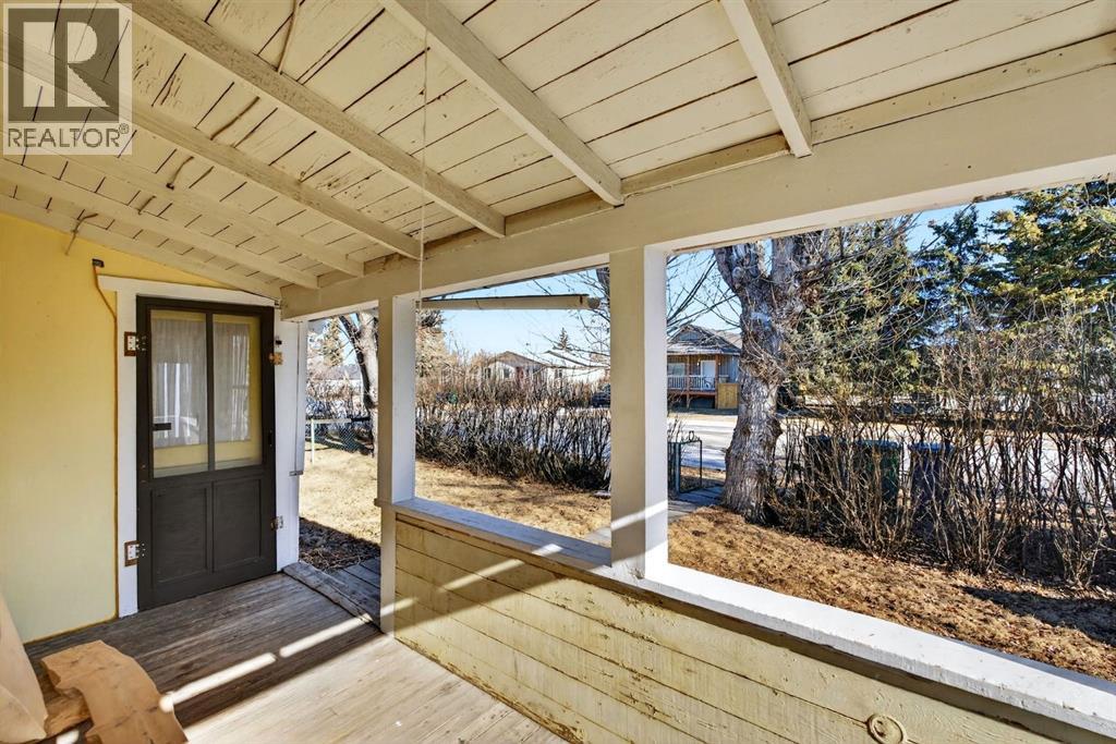 509 1 Street Se Property Photo 14