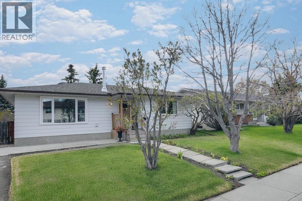 6140 Dalmarnock Crescent Nw Property Photo 1