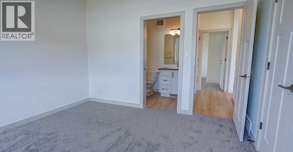 19 Ian Way Property Photo 19