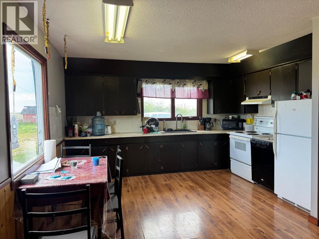 824058 729 Highway Property Photo 6