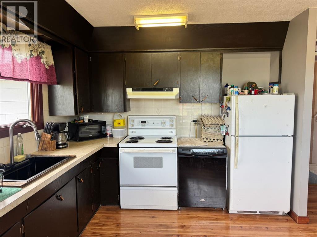 824058 729 Highway Property Photo 7