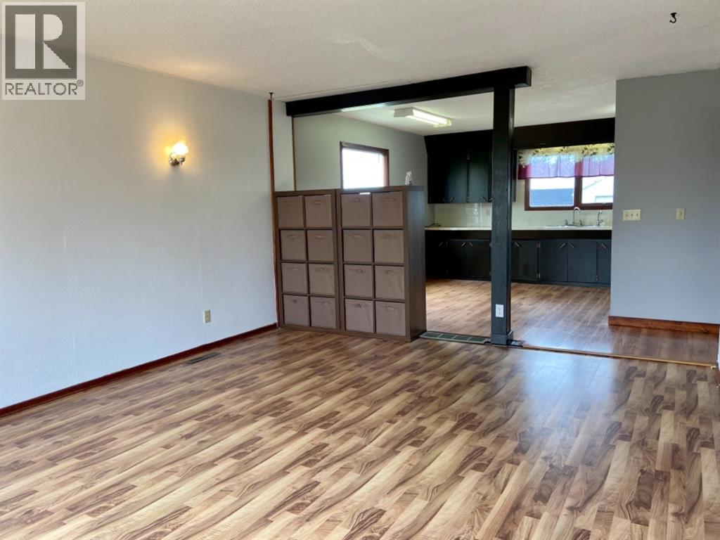 824058 729 Highway Property Photo 10