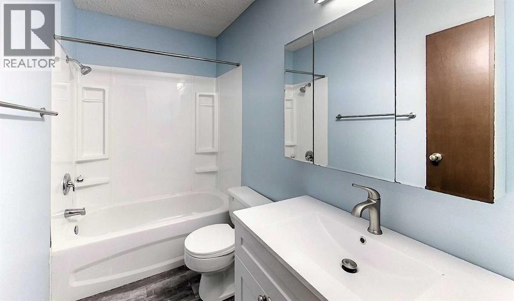 5415 15 Avenue Property Photo 15