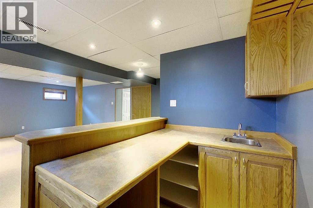 5415 15 Avenue Property Photo 18