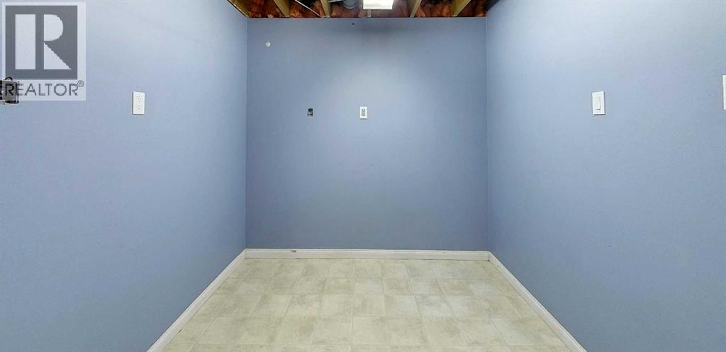 5415 15 Avenue Property Photo 20