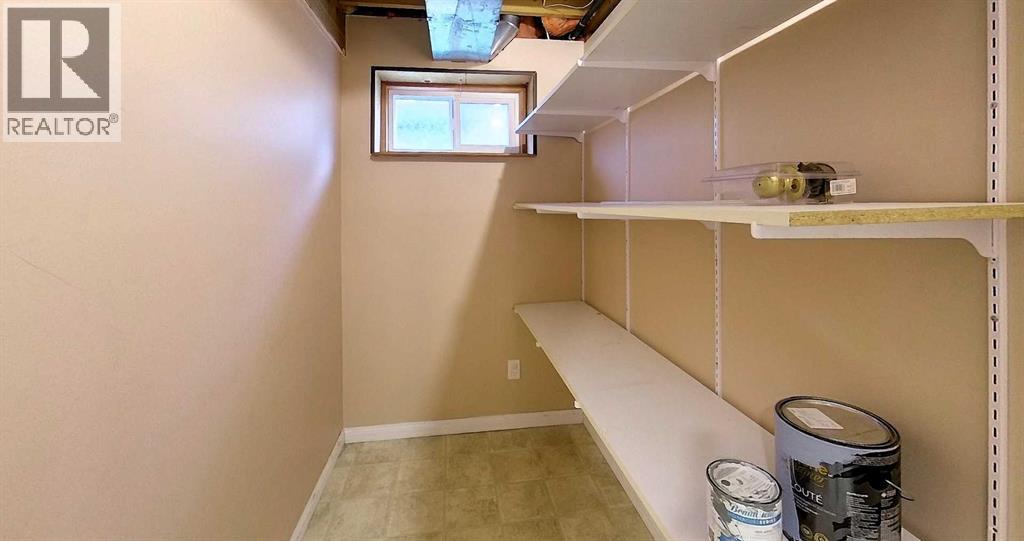 5415 15 Avenue Property Photo 23