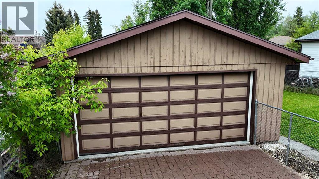 5415 15 Avenue Property Photo 28