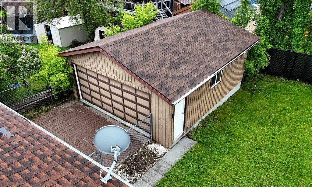 5415 15 Avenue Property Photo 32
