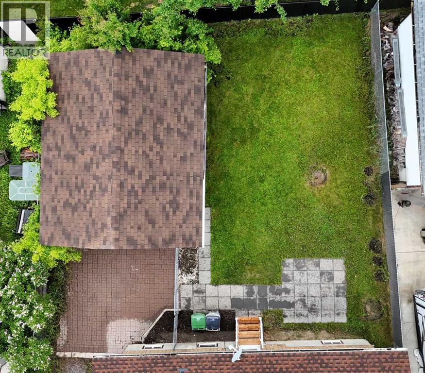 5415 15 Avenue Property Photo 43