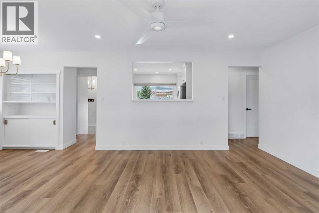 5020 47a Avenue Property Photo 14